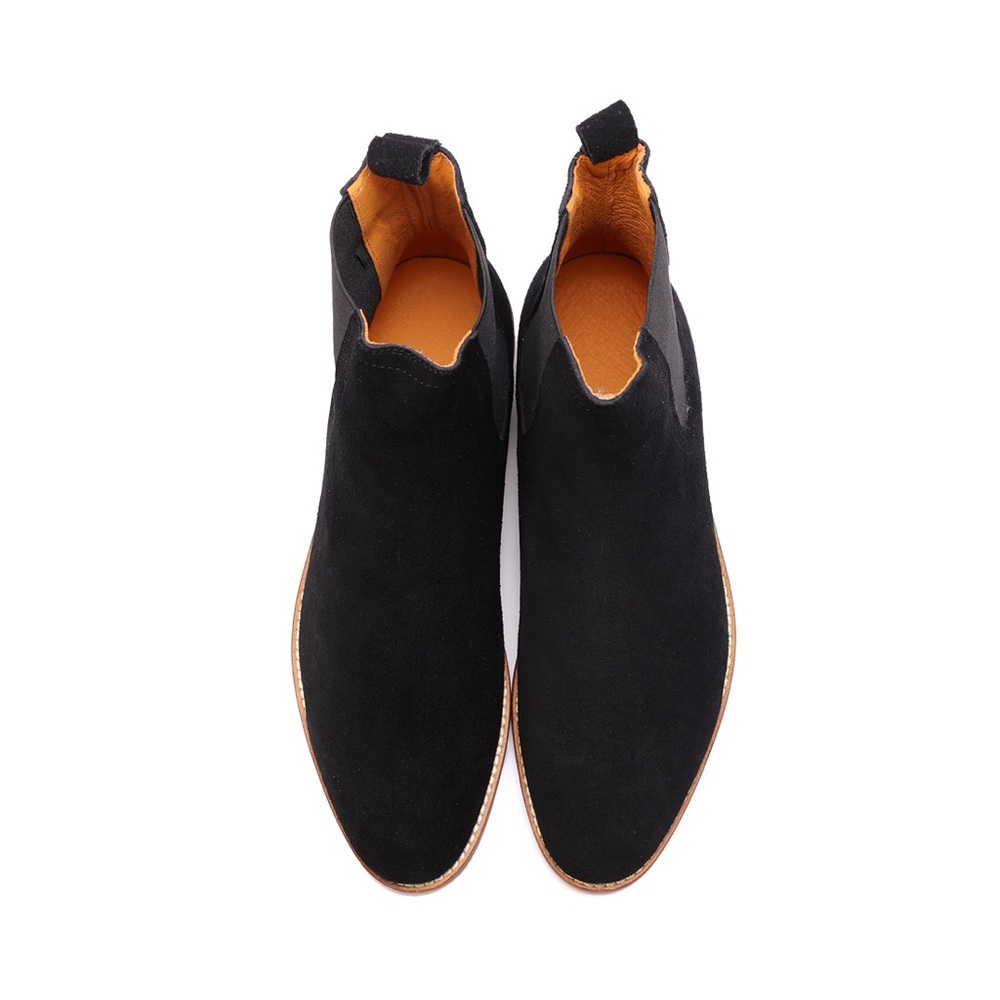 HKLA™️ Suede Black Chelsea Boots - Picture 6 of 7